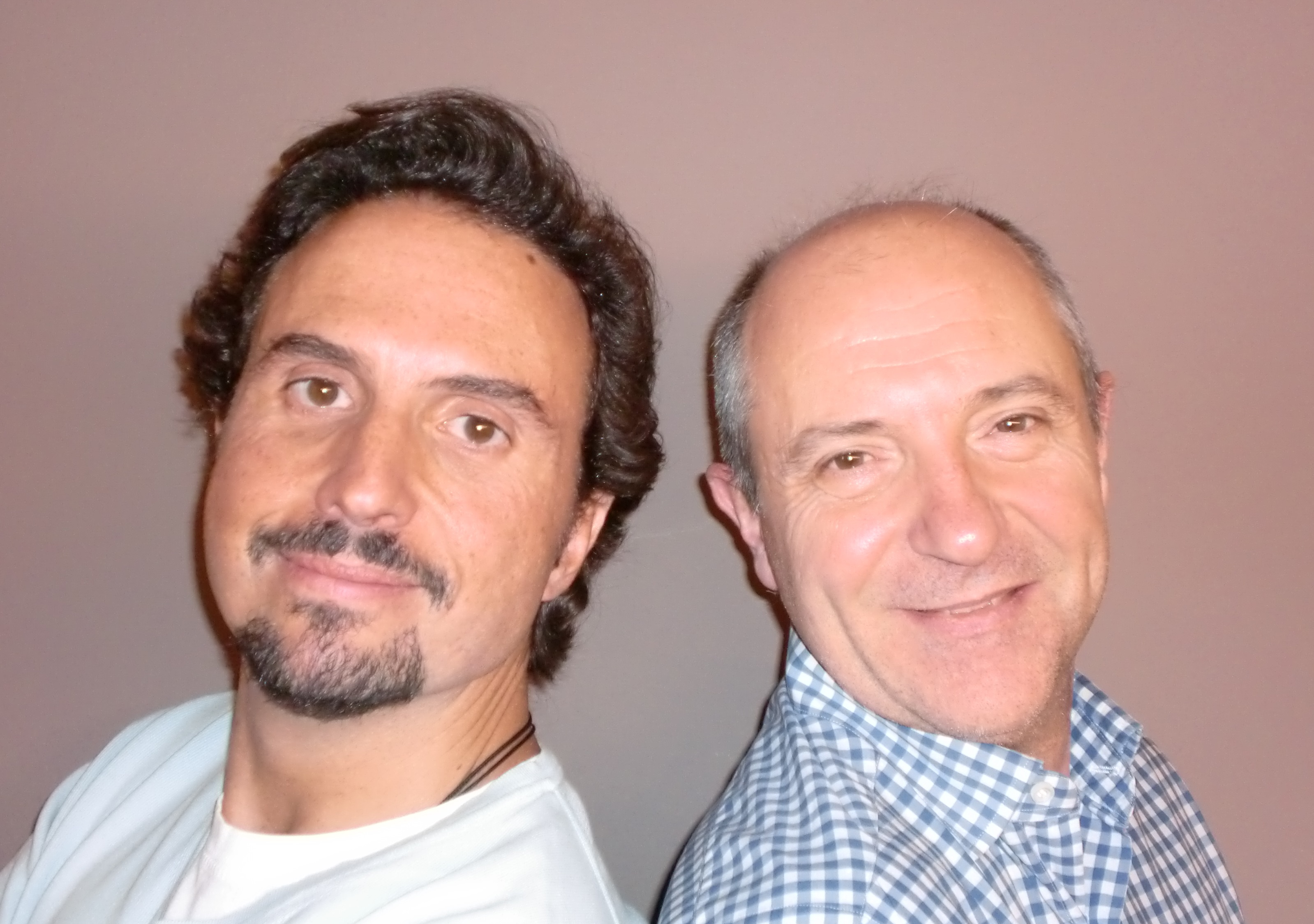 A la derecha, Guillem Recolons, Campeón de España de marca personal y Personal Branding - vive-sin-trabajar-marca-personal-post